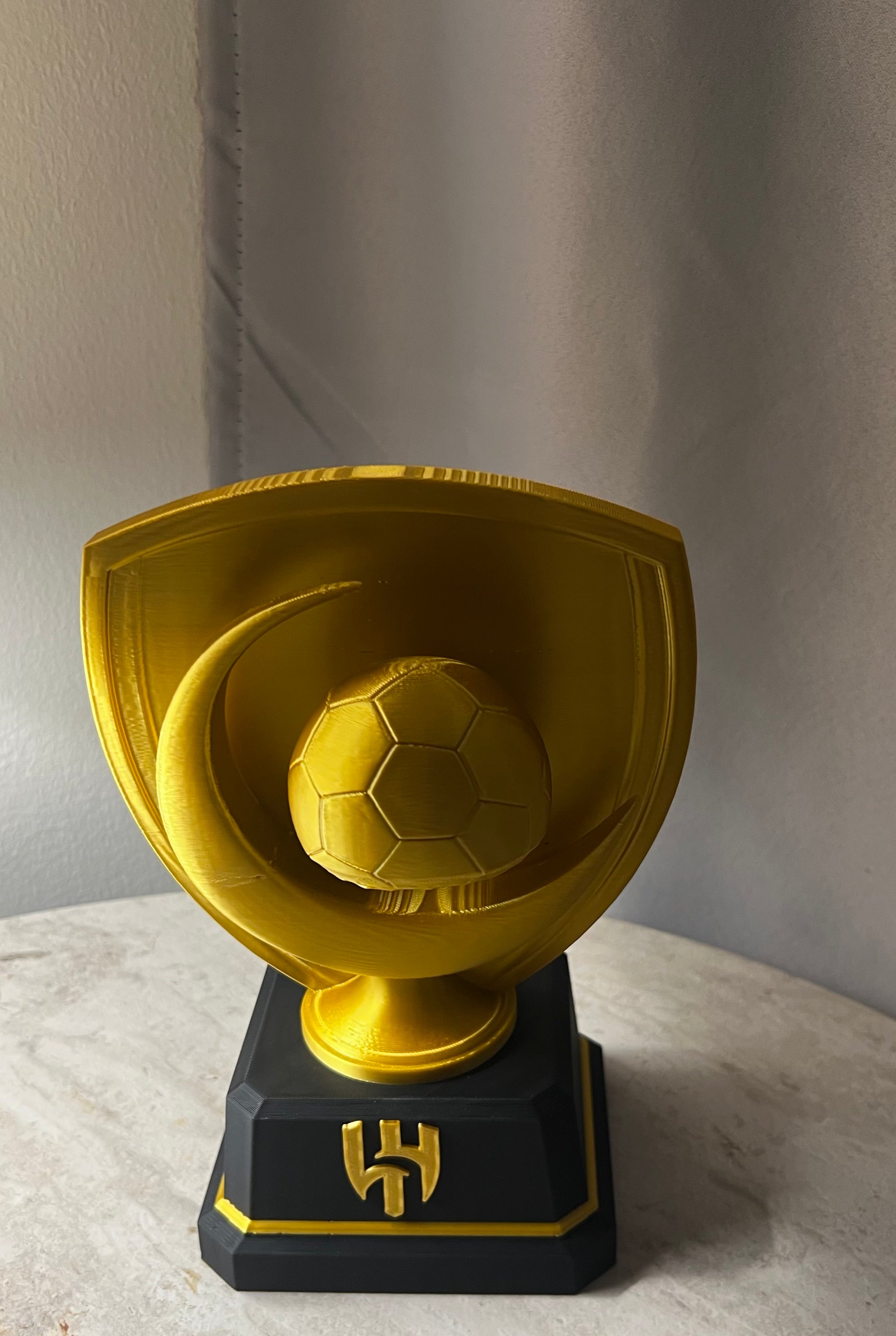 Golden Crescent Trophy Sculpture – Al Hilal Inspired Premium 3D Art