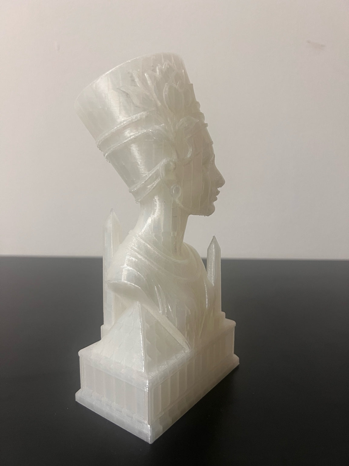 Nefertiti Light Sculpture